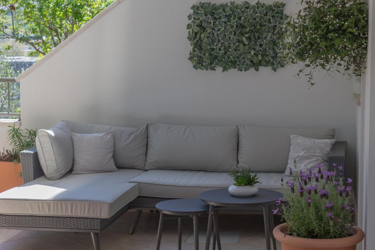 Mamma Mia Apartments-City Center Хвар Екстериор снимка