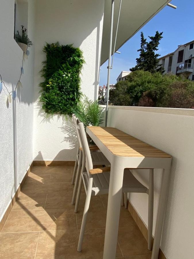Mamma Mia Apartments-City Center Хвар Екстериор снимка