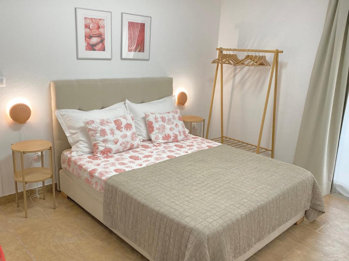 Mamma Mia Apartments-City Center Хвар Екстериор снимка