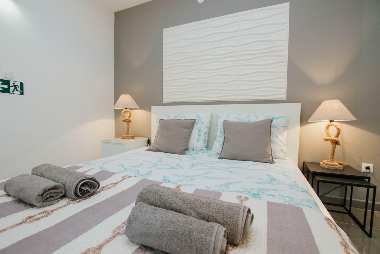Mamma Mia Apartments-City Center Хвар Екстериор снимка