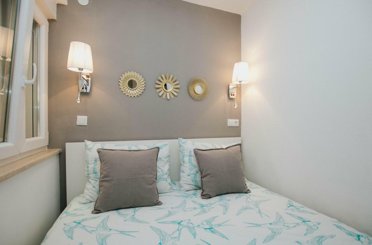 Mamma Mia Apartments-City Center Хвар Екстериор снимка